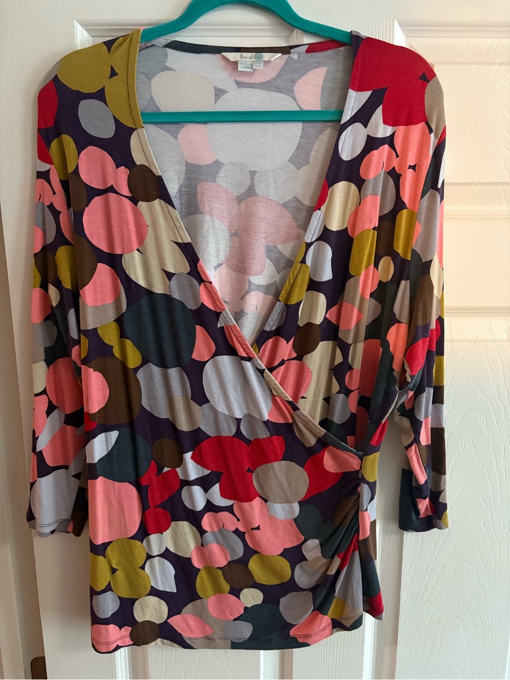 Boden 3/4 sleeve blouse top wrap v neck colorful printed comfy contemporary 16